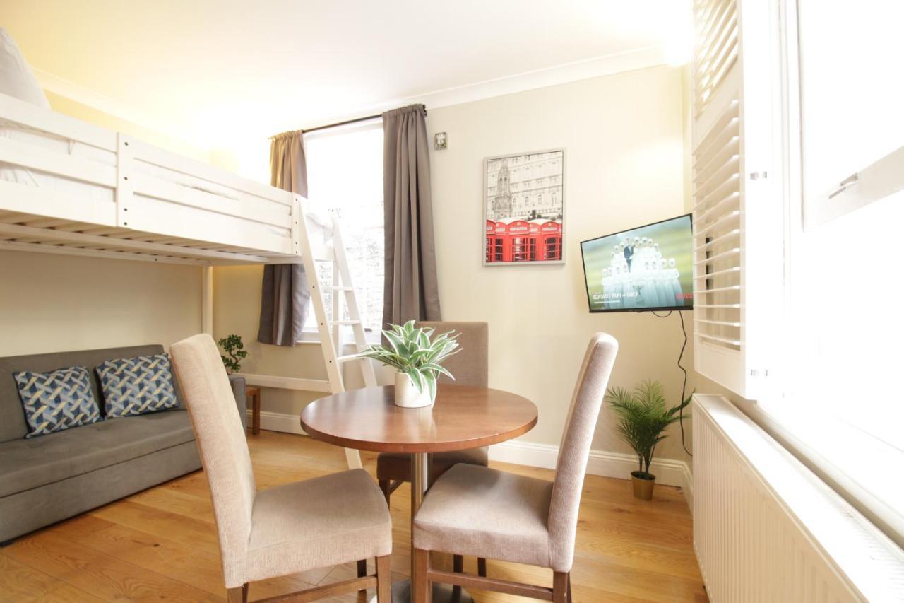 Queen Victoria Apartments Londra Esterno foto
