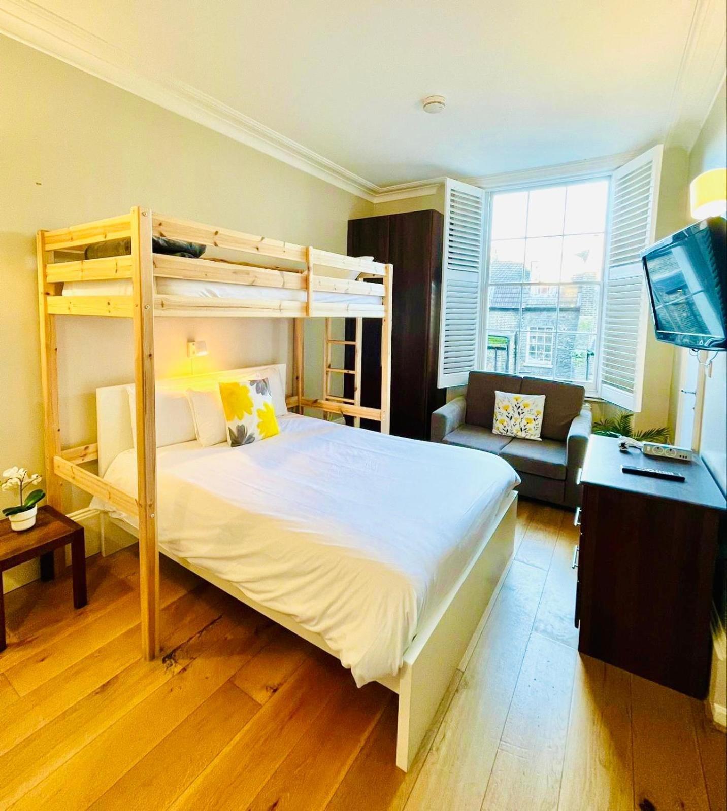 Queen Victoria Apartments Londra Esterno foto